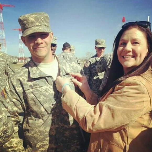 Meet your Posher, Brandy - Picture 3 of 8